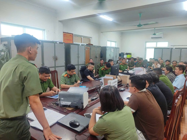 Công an phường Phú Lương triển khai kế hoạch bảo vệ kỳ thi tuyển sinh lớp 10 và kỳ thi tốt nghiệp THPT năm 2026- Ảnh 1.