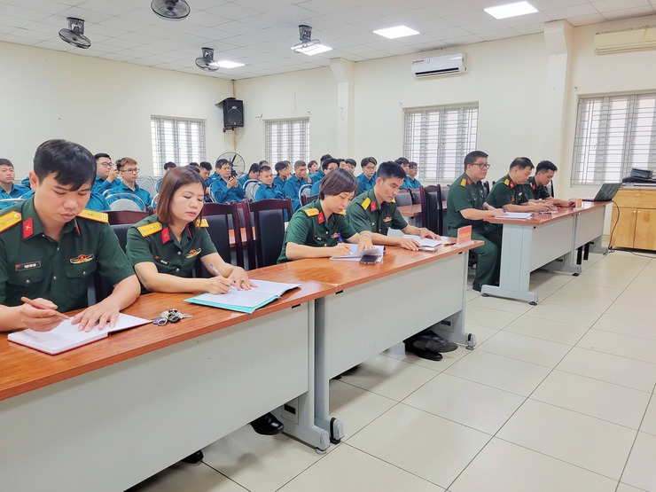 BAN CHQS PHƯỜNG VĂN MIẾU - QUỐC TỬ GIÁM KHAI MẠC HUẤN LUYỆN DÂN QUÂN CƠ ĐỘNG NĂM 2026- Ảnh 2.