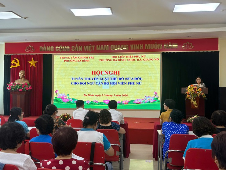 Hội LHPN phường: Phối hợp tổ chức hội nghị tuyên truyền Luật Thủ đô (sửa đổi) 
- Ảnh 1.