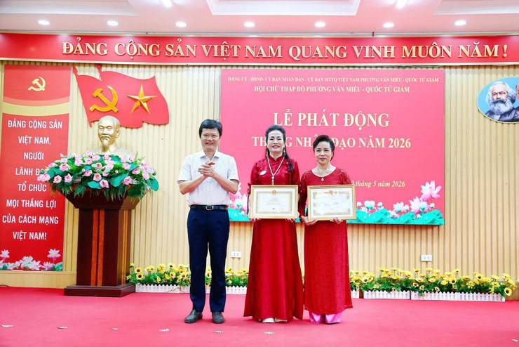 PHƯỜNG VĂN MIẾU - QUỐC TỬ GIÁM TỔ CHỨC LỄ PHÁT ĐỘNG THÁNG NHÂN ĐẠO NĂM 2026 VỚI CHỦ ĐỀ “80 NĂM HÀNH TRÌNH NHÂN ÁI VÌ CỘNG ĐỒNG”- Ảnh 1.
