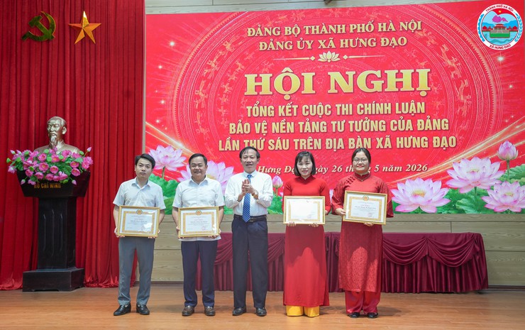 ĐẢNG ỦY XÃ HƯNG ĐẠO TỔ CHỨC TỔNG KẾT VÀ TRAO GIẢI CUỘC THI CHÍNH LUẬN BẢO VỆ NỀN TẢNG TƯ TƯỞNG CỦA ĐẢNG NĂM 2026- Ảnh 2.