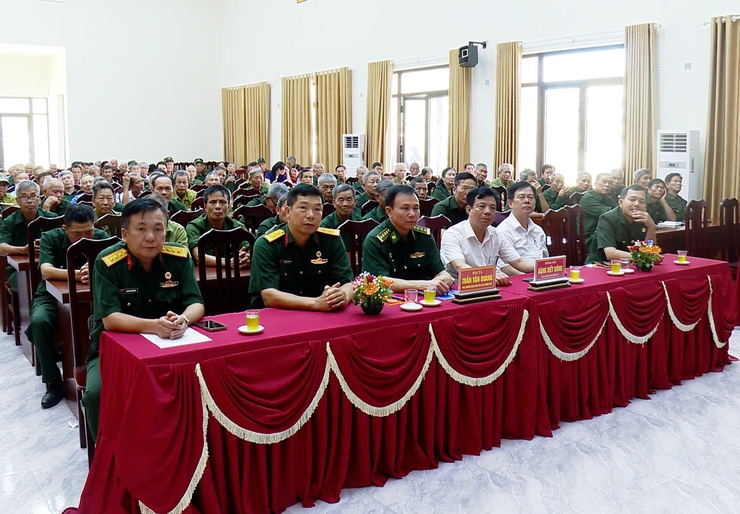 Hội Cựu chiến binh xã Ứng Hòa tập huấn phòng, chống ma túy cho gần 200 cán bộ, hội viên- Ảnh 1.