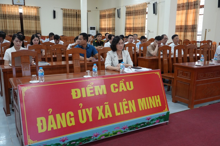 Đảng ủy xã Liên Minh tiếp sóng Hội nghị báo cáo viên Trung ương tháng 6 năm 2026- Ảnh 1.