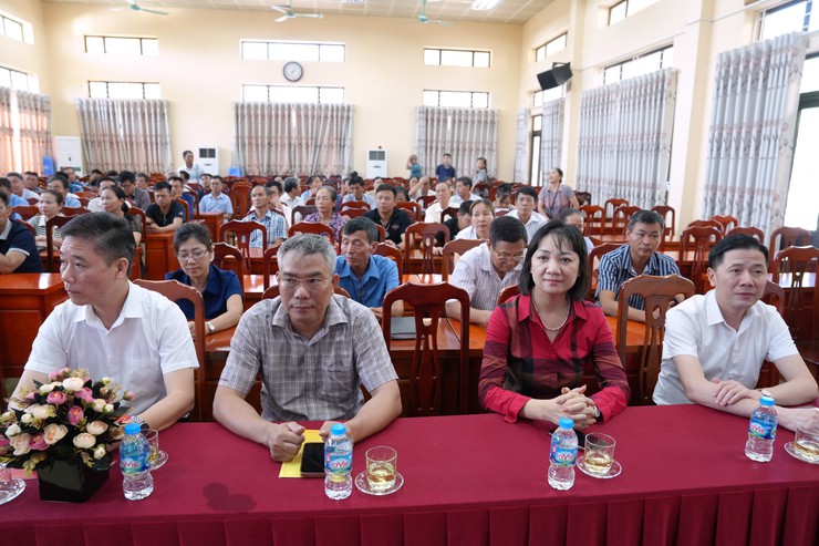 Tập huấn công tác quản lý đất đai, trật tự xây dựng cho các xã Tam Hưng, Dân Hòa- Ảnh 2.