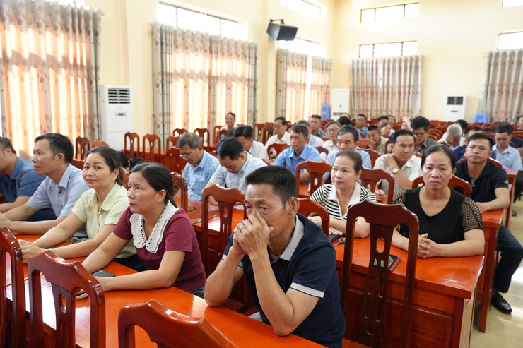 Tập huấn công tác quản lý đất đai, trật tự xây dựng cho các xã Tam Hưng, Dân Hòa- Ảnh 5.