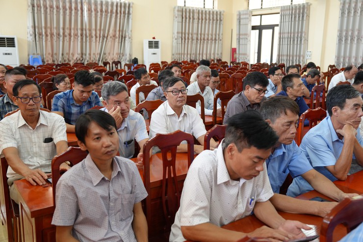 Tập huấn công tác quản lý đất đai, trật tự xây dựng cho các xã Tam Hưng, Dân Hòa- Ảnh 4.
