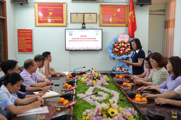 Ký kết hợp tác hỗ trợ chuyên môn giữa Bệnh viện Đa khoa Thanh Oai và Trạm Y tế xã Thanh Oai - Nâng cao chất lượng y tế cơ sở- Ảnh 2.