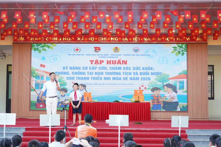 Phường Chương Mỹ tổ chức tập huấn kỹ năng sơ cấp cứu, phòng chống tai nạn thương tích và đuối nước cho thanh thiếu nhi hè 2026- Ảnh 18.