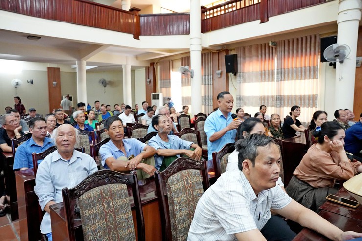 PHƯỜNG SƠN TÂY TUYÊN TRUYỀN DI DỜI MỘ LIỆT SĨ QUY TẬP TẠI NGHĨA TRANG LIỆT SĨ SƠN TÂY- Ảnh 4.