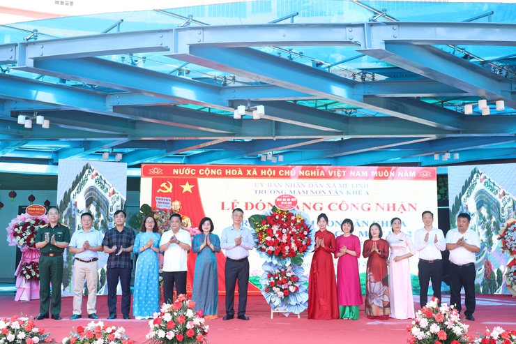 Mê Linh: Trường Mầm non Văn Khê A đón Bằng công nhận đạt chuẩn Quốc gia mức độ 2 và tổng kết năm học 2025 - 2026- Ảnh 6.