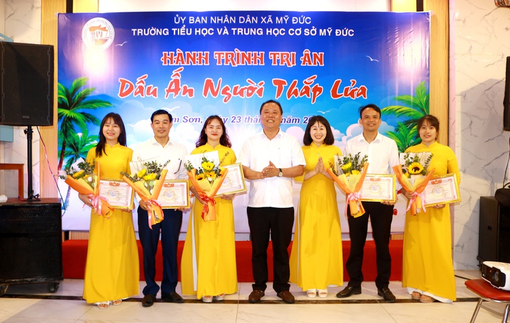 Trường TH & THCS Mỹ Đức: Chuyến hành trình dấu ấn người thắp lửa- Ảnh 14.