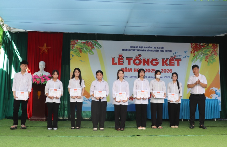 Trường THPT Nguyễn Bỉnh Khiêm – Phú Xuyên tổ chức tổng kết năm học 2025 – 2026- Ảnh 8.