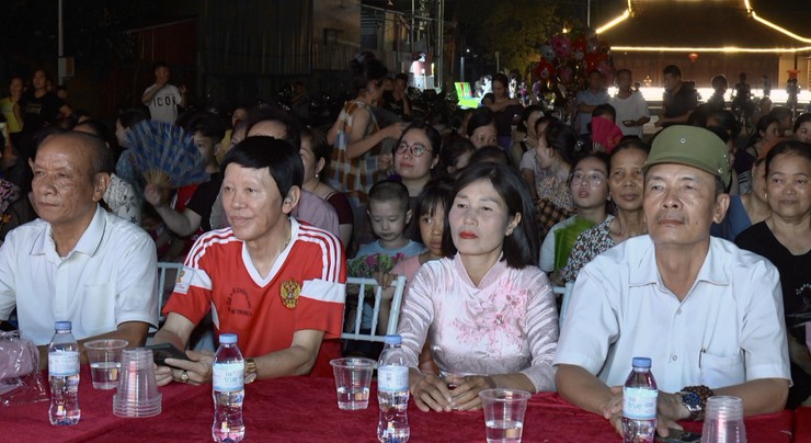 Phúc Thọ sôi nổi Liên hoan văn nghệ chào mừng thành công Đại hội Đại biểu Mặt trận Tổ quốc Việt Nam lần thứ XI và Đại hội Đại biểu các tổ chức Chính trị - Xã hội toàn quốc nhiệm kỳ 2026–2031- Ảnh 4.