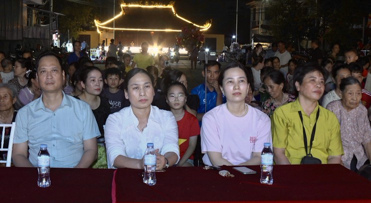 Phúc Thọ sôi nổi Liên hoan văn nghệ chào mừng thành công Đại hội Đại biểu Mặt trận Tổ quốc Việt Nam lần thứ XI và Đại hội Đại biểu các tổ chức Chính trị - Xã hội toàn quốc nhiệm kỳ 2026–2031- Ảnh 5.