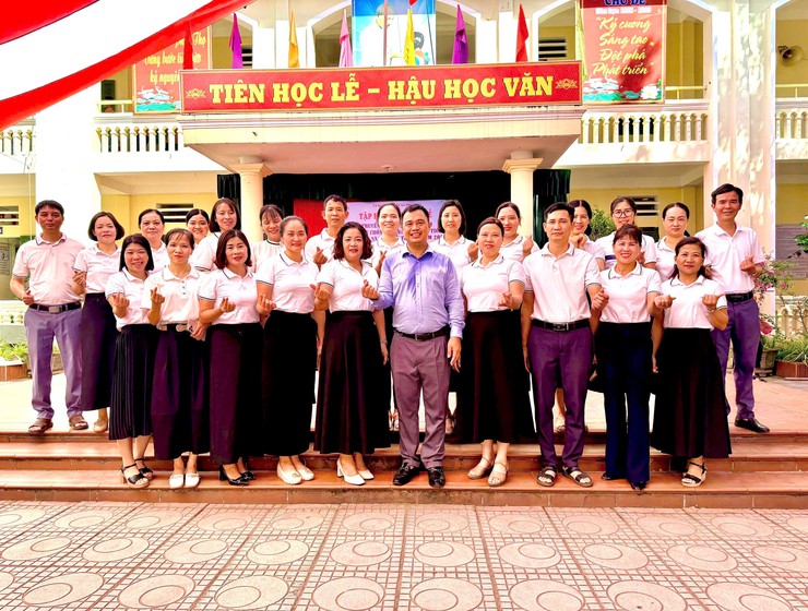Phúc Thọ đẩy mạnh tuyên truyền kỹ năng phòng chống đuối nước, xâm hại và bạo lực trẻ em trước kỳ nghỉ hè- Ảnh 4.