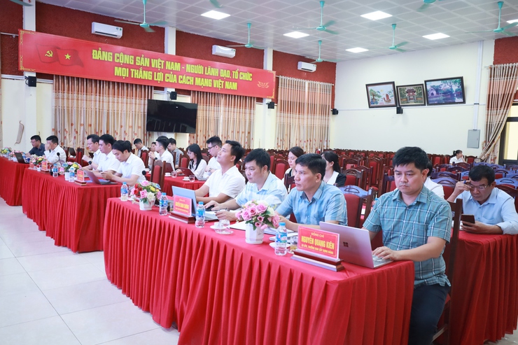 Xã Minh Châu triển khai thí điểm mô hình chuyển đổi số cấp xã- Ảnh 2.
