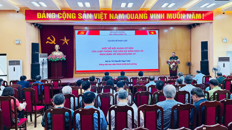 Phường Tây Hồ: Tập huấn Luật Phòng thủ dân sự và Nghị định số 200-NĐ/CP của Chính phủ quy định chi tiết một số điều của Luật Phòng thủ dân sự- Ảnh 3.
