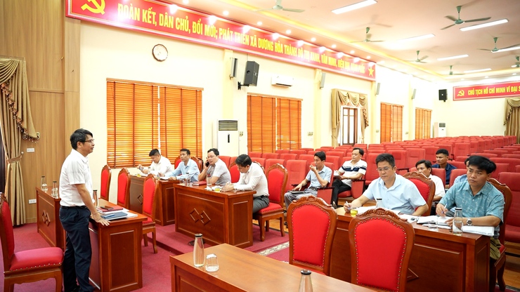 Hội nghị triển khai kế hoạch công tác tháo dỡ mái che, mái vảy chợ Sấu- Ảnh 2.