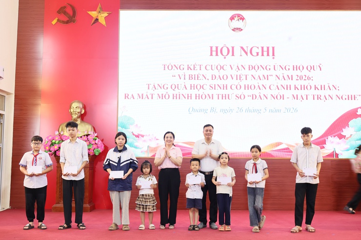 Ủy ban MTTQ Việt Nam xã Quảng Bị: Tổng kết cuộc vận động Quỹ “Vì biển, đảo Việt Nam” năm 2026; trao tặng xe đạp cho học sinh có hoàn cảnh khó khăn- Ảnh 8.