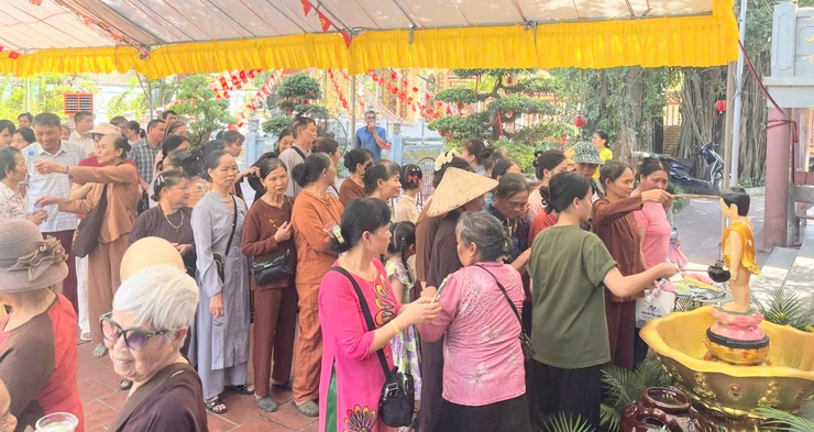 ỨNG HÒA: NHIỀU HOẠT ĐỘNG Ý NGHĨA TRONG TUẦN LỄ PHẬT ĐẢN PHẬT LỊCH 2570- Ảnh 2.