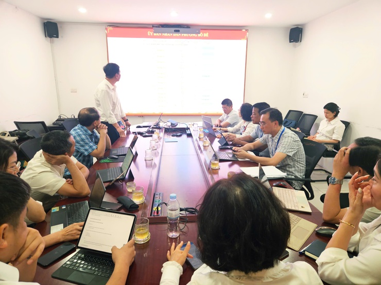KHẨN TRƯƠNG, QUYẾT LIỆT TRIỂN KHAI CÔNG TÁC SẮP XẾP TỔ DÂN PHỐ TRÊN ĐỊA BÀN PHƯỜNG BỒ ĐỀ- Ảnh 2.