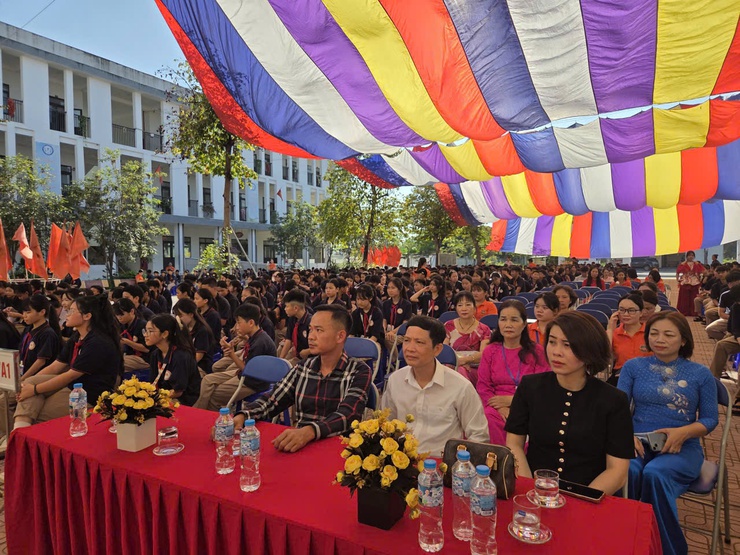Trường THCS Bình Minh tổng kết năm học với nhiều dấu ấn- Ảnh 7.