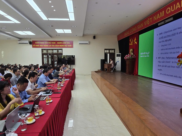 PHƯỜNG LÁNG TRIỂN KHAI ĐÀO TẠO SỬ DỤNG HỆ THỐNG QUẢN TRỊ CÔNG VIỆC TRÊN NỀN TẢNG HANOIWORK- Ảnh 2.
