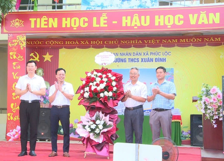 RỘN RÀNG LỄ TỔNG KẾT NĂM HỌC 2025–2026 TẠI TRƯỜNG THCS XUÂN ĐÌNH- Ảnh 4.