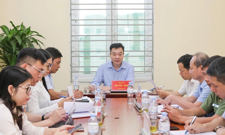 Bí thư Đảng ủy xã Đại Xuyên tiếp công dân: Giải quyết dứt điểm kiến nghị trên tinh thần "không né tránh, đùn đẩy"- Ảnh 5.