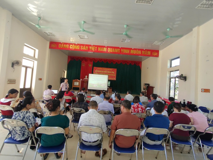 xã Bất Bạt: Nâng cao năng lực cho đội ngũ cán bộ tổ tiết kiệm và vay vốn – "Cánh tay nối dài" của tín dụng chính sách- Ảnh 1.