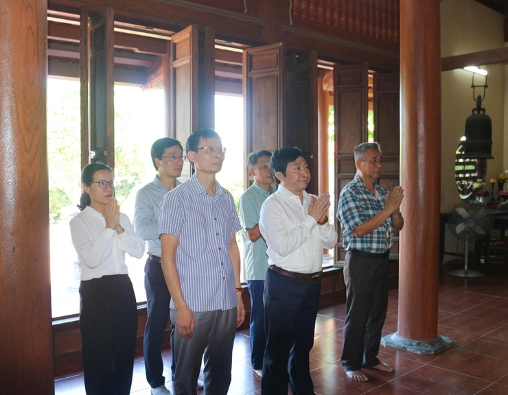 Lãnh đạo xã Đại Xuyên thăm, chúc mừng các cơ sở Phật giáo nhân dịp Đại lễ Phật đản năm 2026- Ảnh 10.