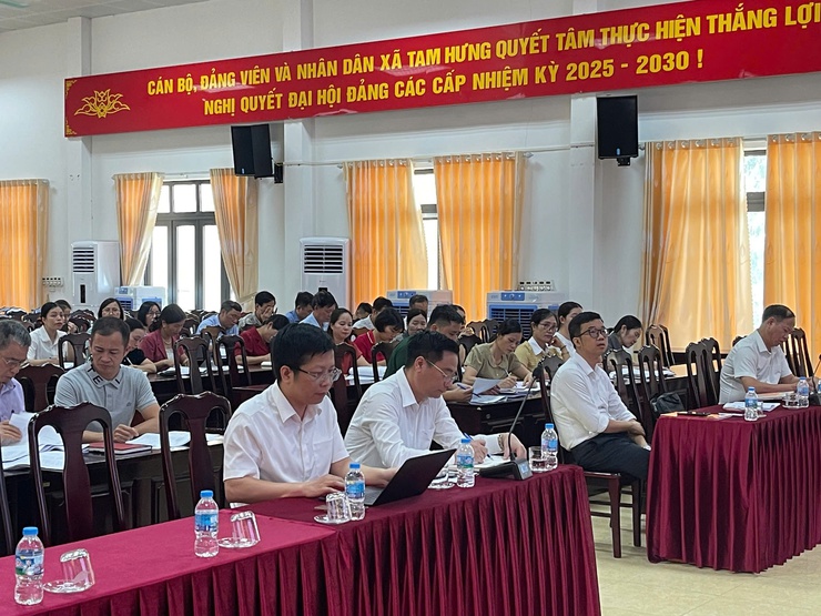 Tam hưng siết chặt kỷ cương, quyết liệt thực hiện nhiệm vụ trong tâm tháng 6/2026- Ảnh 4.