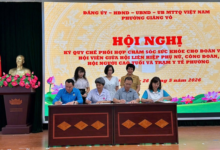  Hội nghị tiếp nhận, chuyển giao Hội Chữ thập đỏ và Hội Người cao tuổi phường về UB. MTTQ phường.- Ảnh 4.