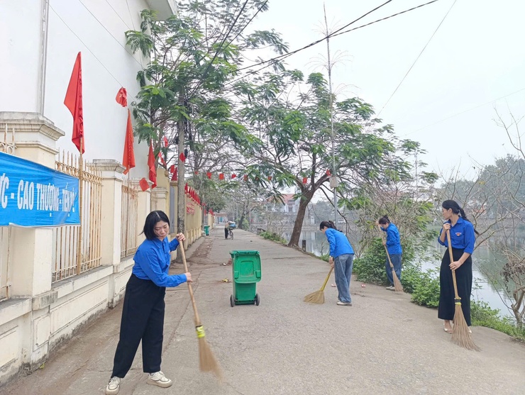 Quảng Bị tiếp tục xử lý 5 điểm nghẽn, tạo chuyển biến rõ nét về giao thông, đô thị và môi trường- Ảnh 2.