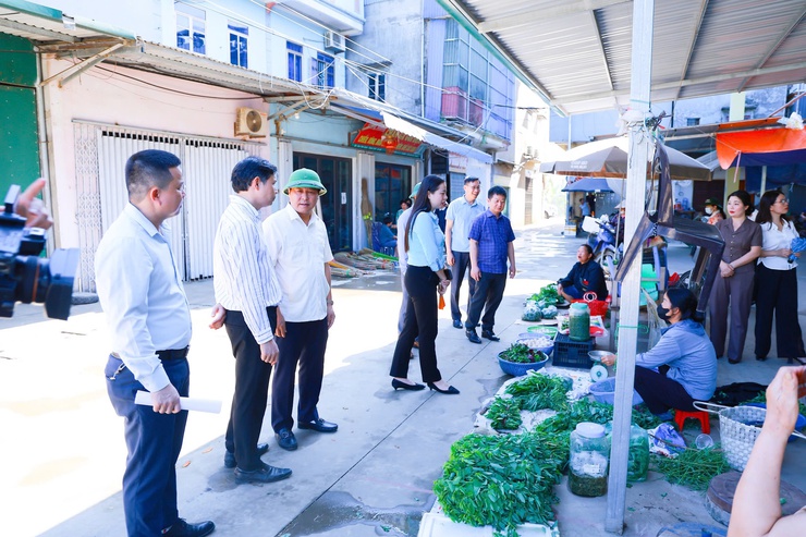 Hội nghị giám sát hiệu quả thực hiện Chương trình mục tiêu quốc gia phát triển kinh tế - xã hội vùng đồng bào dân tộc thiểu số và miền núi giai đoạn 2021 - 2026 tại xã Yên Xuân- Ảnh 2.