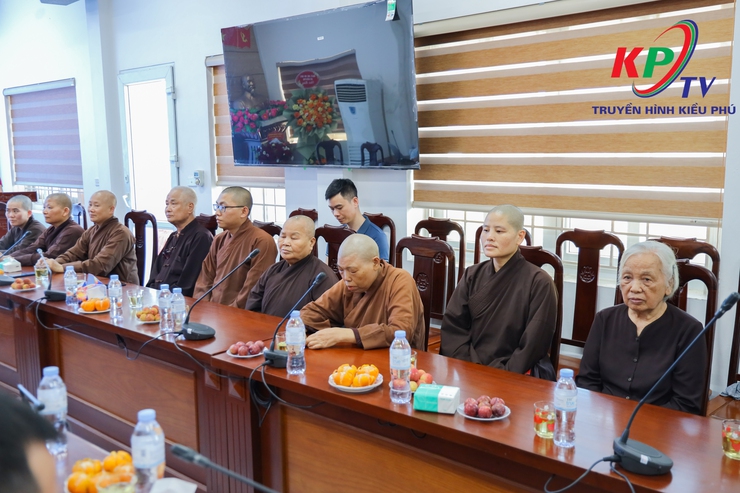 Xã Kiều Phú tổ chức gặp mặt, chúc mừng Chư tôn đức Tăng Ni và đồng bào Phật tử nhân dịp Đại lễ Phật đản Phật lịch 2570 – Dương lịch 2026- Ảnh 3.