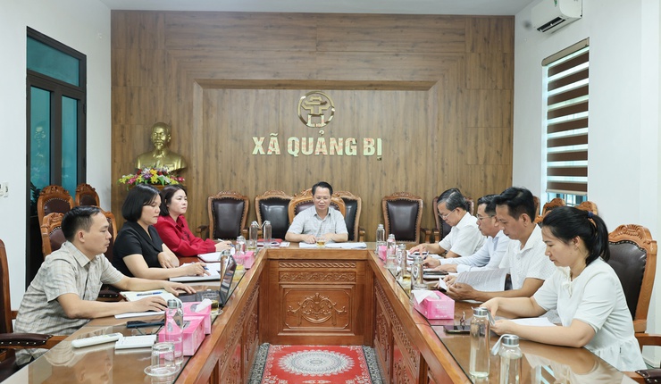 Đảng ủy UBND xã Quảng Bị tổ chức sinh hoạt chuyên đề và Hội nghị Ban chấp hành mở rộng- Ảnh 1.
