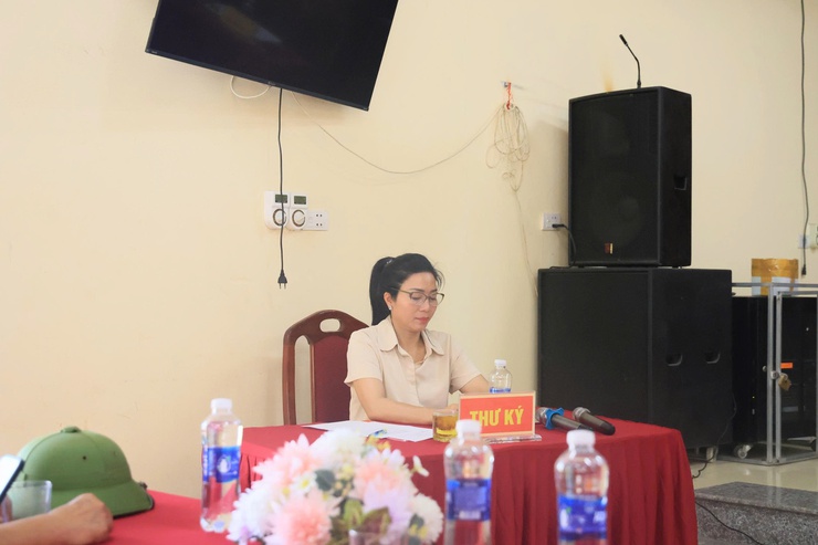 Hội nghị Đại biểu Hội đồng nhân dân xã Thư Lâm Tiếp xúc cử tri trước kỳ họp thứ Ba Hội đồng nhân dân xã khóa II, nhiệm kỳ 2026- 2031- Tổ đại biểu số 4 ( Đơn vị bầu cử số 7 và 8).- Ảnh 2.