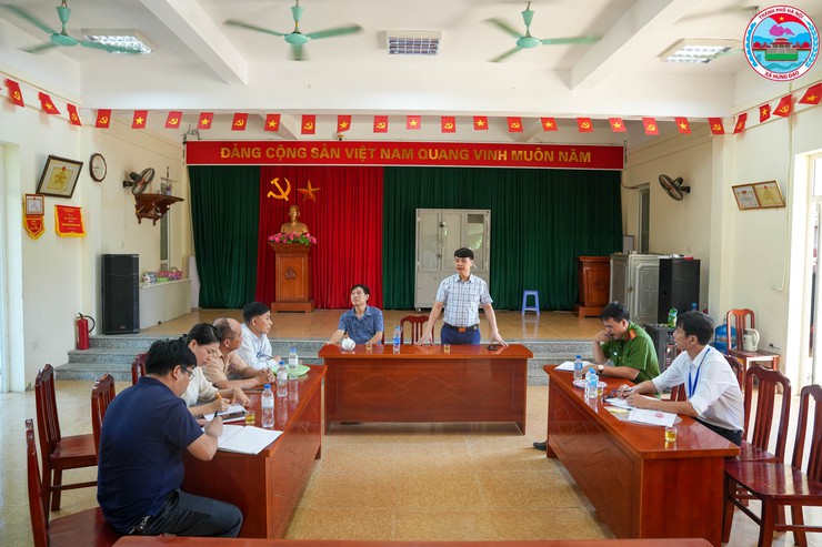 HƯNG ĐẠO TỔ CHỨC KIỂM TRA, CHẤM ĐIỂM CUỘC THI “GIỮ GÌN THÔN SÁNG, XANH, SẠCH, ĐẸP, AN TOÀN” THÁNG 5 NĂM 2026- Ảnh 2.