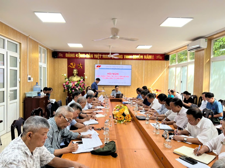 Đảng uỷ phường Phúc Lợi giao ban công tác Dư luận xã hội, Tổ dân vận tổ dân phố- Ảnh 1.