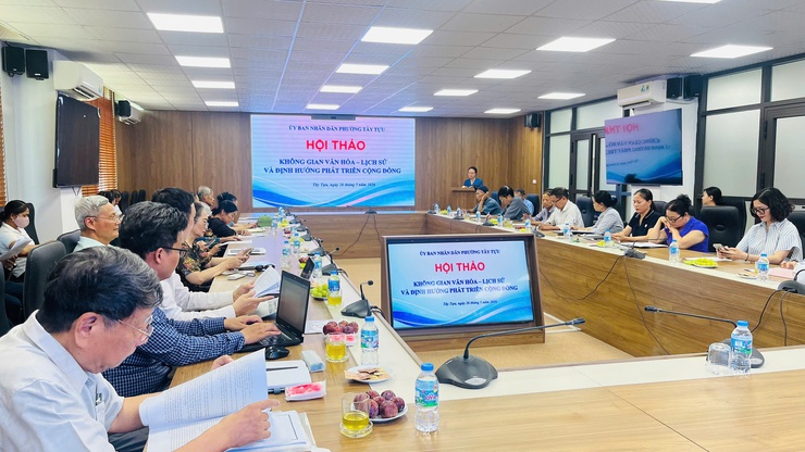 Hội thảo chuyên đề “Không gian văn hóa - lịch sử và định hướng phát triển cộng đồng tại phường Tây Tựu”- Ảnh 1.