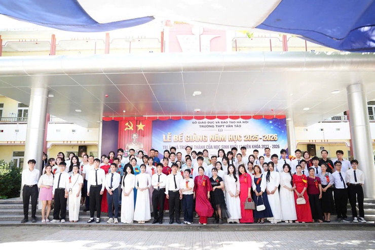 Trường THPT Vân Tảo tổ chức lễ bế giảng năm học 2025-2026- Ảnh 9.