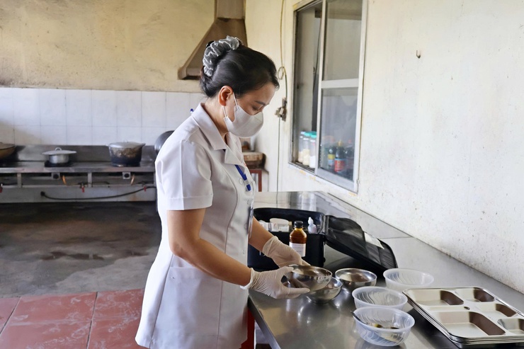 Xã Đoài Phương kiểm tra công tác an toàn, vệ sinh lao động – phòng chống cháy nổ và an toàn thực phẩm tại các đơn vị, doanh nghiệp- Ảnh 4.
