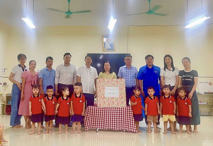 TÂY PHƯƠNG THĂM, TẶNG QUÀ THIẾU NHI NHÂN DỊP QUỐC TẾ THIẾU NHI 1/6- Ảnh 2.