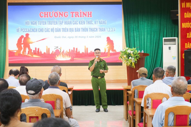 Hội nghị tuyên truyền các kiến thức, kỹ năng về PCCC và CNCH cho Nhân dân trên địa bàn các thôn Thạch Thán- Ảnh 5.