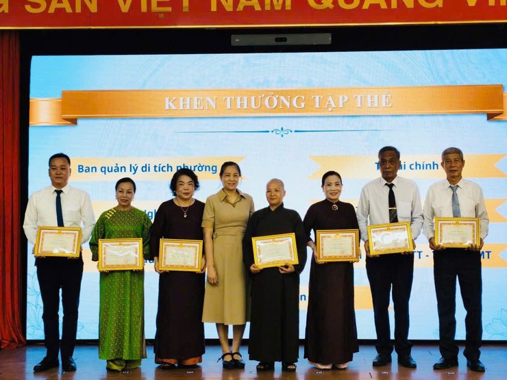 PHƯỜNG LÁNG TỔNG KẾT CÔNG TÁC TỔ CHỨC LỄ HỘI CHÙA LÁNG, CHÙA NỀN NĂM BÍNH NGỌ 2026- Ảnh 3.