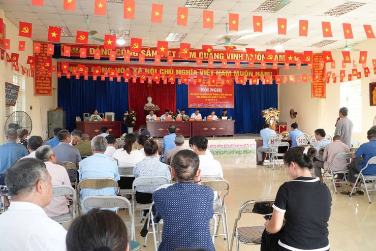 
Tổ đại biểu số 3 HĐND xã Chuyên Mỹ khóa XXIII tiếp xúc cử tri trước kỳ họp thường lệ giữa năm- Ảnh 1.