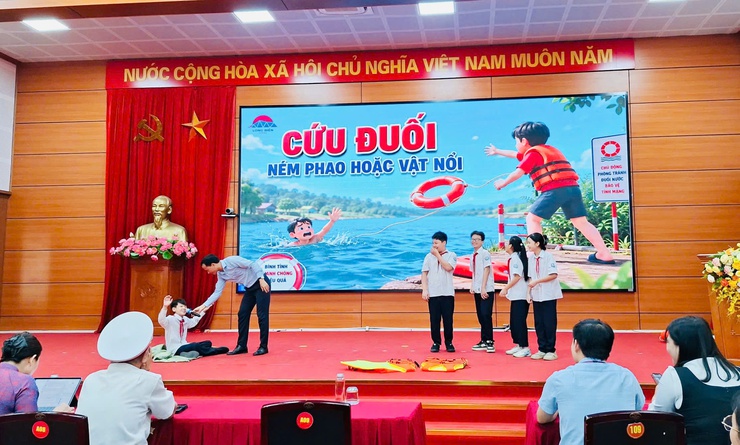 Phát động Tháng hành động vì trẻ em, Tháng hành động quốc gia về phòng, chống bạo lực gia đình năm 2026 và truyền thông về công tác bảo vệ, chăm sóc trẻ em; công tác phòng, chống bạo lực gia đình- Ảnh 7.