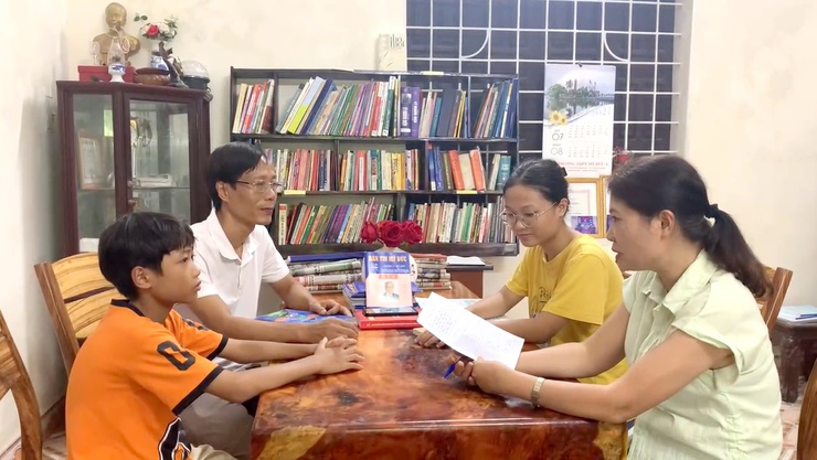 THÀNH PHỐ HÀ NỘI PHÁT ĐỘNG CUỘC THI “GIA ĐÌNH ĐỌC SÁCH - KẾT NỐI YÊU THƯƠNG” LẦN THỨ II NĂM 2026- Ảnh 1.
