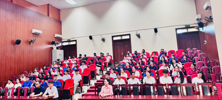 Xã Quang Minh khai giảng lớp bồi dưỡng kết nạp Đảng dành cho học sinh THPT năm 2026- Ảnh 3.